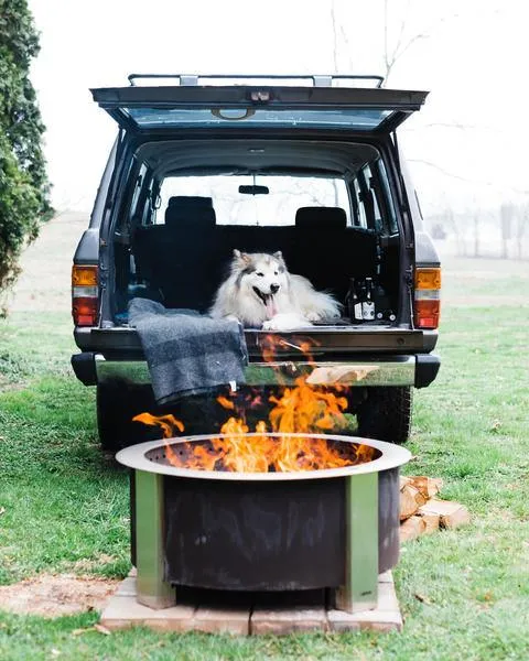 Ryðfríu stáli úti eldgryfja