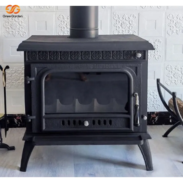 Viðarbrennandi frístandandi arinn